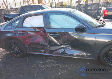 2025 Honda Civic Hybrid Sport/Sport Touring from USA, damaged, VIN 2HGFE4F85SH323315